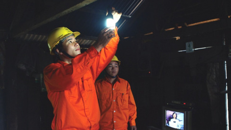 EVN tiếp tục giảm giá điện lần 2 cho khách hàng bị ảnh hưởng COVID-19