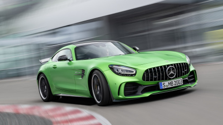 Mercedes-AMG GT-R ngừng sản xuất, nhường chỗ cho phiên bản mới mạnh mẽ hơn