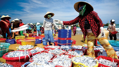 Kiểm soát thịt, thủy hải sản nhập khẩu phòng chống viêm phổi Vũ Hán