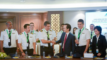 Bamboo Airways tuyển sinh học viên phi công và tuyển dụng phi công tập sự, cam kết việc làm sau tốt nghiệp