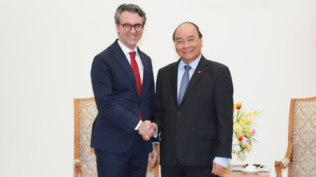 Thủ tướng Nguyễn Xuân Phúc tiếp Đại sứ, Trưởng Phái đoàn Liên minh châu Âu tại Việt Nam