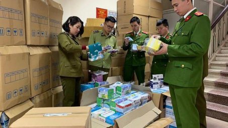 Hơn 20 ngày, gần 5.000 vụ việc đầu cơ, nâng giá trang thiết bị y tế bị kiểm tra, xử lý vi phạm