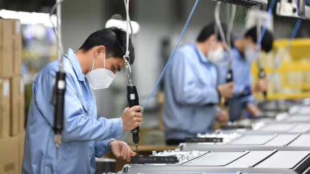 Bất chấp rủi ro dịch bệnh, Trung Quốc đẩy nhanh quá trình tái khởi động nền kinh tế
