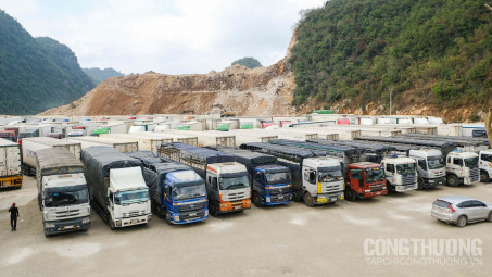 Trung Quốc lùi thời gian thông quan, Bộ Công Thương khuyến cáo người dân, doanh nghiệp