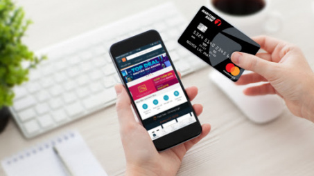 Nhân tố ảnh hưởng đến sự hài lòng của khách hàng về chất lượng dịch vụ trực tuyến ở tiền giang