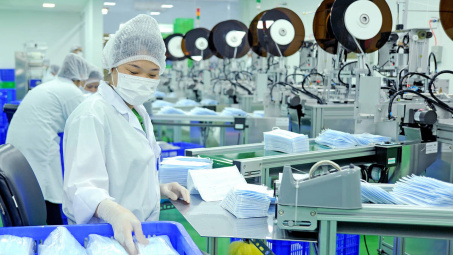 Để hạn chế các vụ kiện phòng vệ thương mại