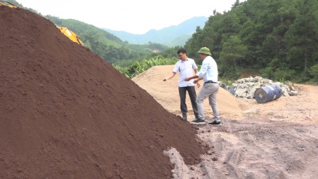 Sử dụng tro xỉ Nhà máy Nhiệt điện Na Dương làm mặt đường giao thông nông thôn