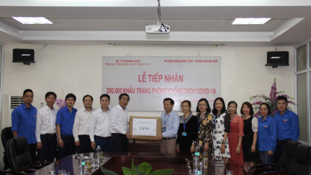 TKV trao tặng 200.000 khẩu trang phòng chống dịch Covid-19 cho tỉnh Quảng Ninh