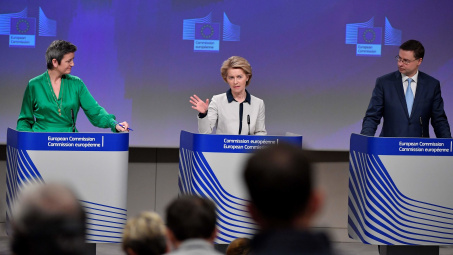 Châu Âu đồng thuận hiếm hoi để bảo vệ nền kinh tế khối EU trước đại dịch virus Covid-19