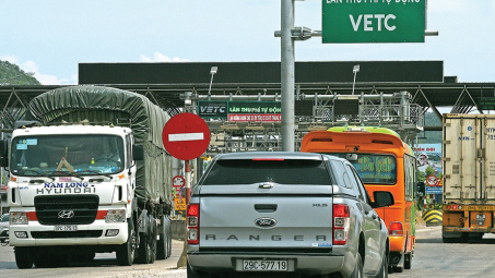 Bộ Giao thông vận tải phải hoàn thành thủ tục trước ngày 30/6 để lắp đặt hệ thống thu phí tự động không dừng giai đoạn 2