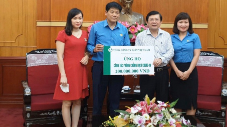 Người lao động Tổng công ty Giấy đóng góp 200 triệu đồng chống dịch Covid-19