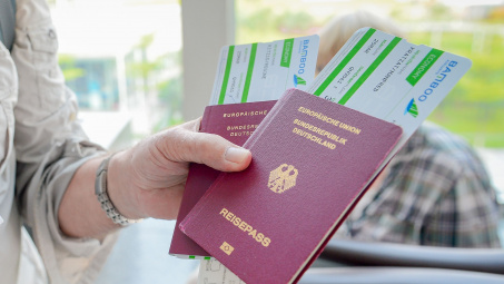 Bamboo Airways đưa 300 công dân Séc và châu Âu hồi hương