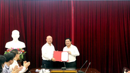 Ông Phùng Quang Hiệp giữ chức Phó Bí thư Đảng ủy Tập đoàn Hóa chất Việt Nam