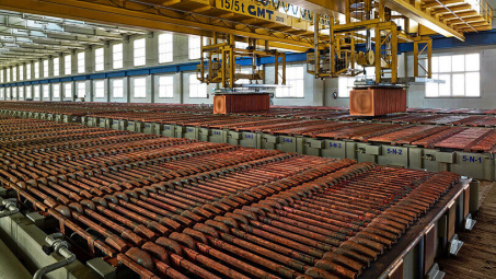 Giá đồng bật tăng nhờ dữ liệu kinh tế tích cực của Trung Quốc