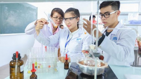 Improving quality of pharmacy students training for pharmaceutical supply chain in the context of international integration