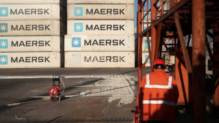 Logistics tắc nghẽn, khôi phục sản xuất tại Trung Quốc diễn ra chậm