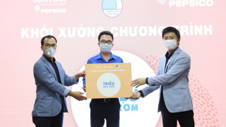 Tập đoàn PepsiCo tặng triệu bữa ăn cho người khó khăn trong mùa dịch Covid-19
