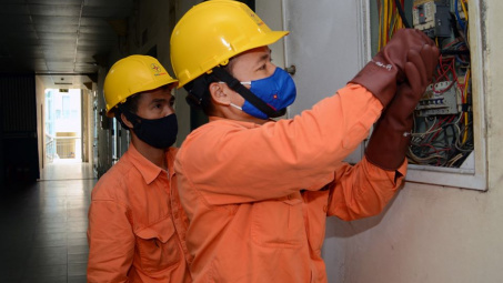 EVN: Sẽ phúc tra toàn bộ chỉ số công tơ có hóa đơn điện tháng 3 tăng trên 30%