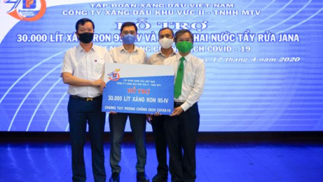 379 triệu đồng và nhiều hơn thế nữa, Petrolimex Sài Gòn ủng hộ phòng, chống dịch Covid-19
