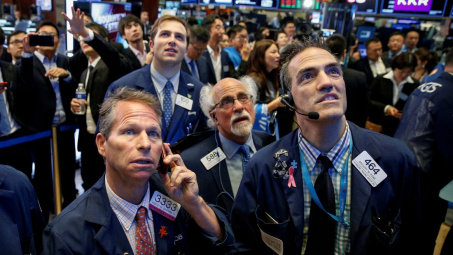 "Nếu ai nghĩ giá dầu thô đã chạm đáy thì là đang đùa với lửa" - Giá dầu thô được dự báo sẽ còn giảm nữa