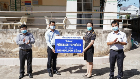 EVNGENCO 3 trao tặng Bình Thuận 600 triệu đồng lắp đặt phòng cách ly áp lực âm