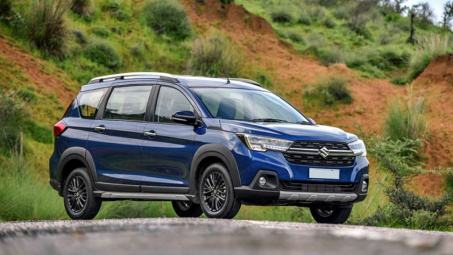 Suzuki XL7 bất ngờ ra mắt trong đêm, giá bán cạnh tranh mạnh với Mitsubishi Xpander