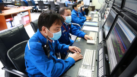 Người Dầu khí đồng cam cộng khổ vượt gian khó