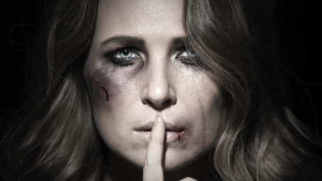 Châu Âu: Covid-19 khiến bạo lực gia đình gia tăng