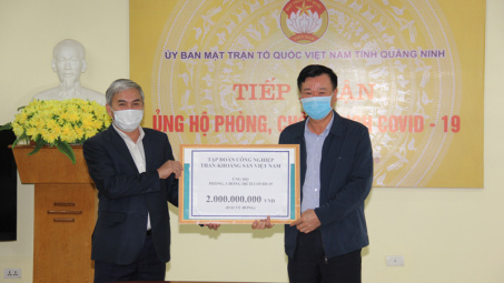 TKV trao 2 tỷ đồng ủng hộ Quảng Ninh phòng chống dịch COVID-19