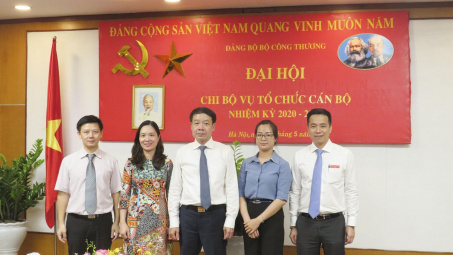 Chi bộ Vụ Tổ chức cán bộ: Đoàn kết, dân chủ, tập trung thực hiện thắng lợi nhiệm kỳ mới