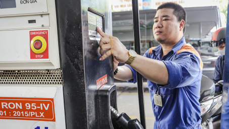 Sau 8 lần giảm liên tiếp, giá xăng tăng trở lại từ chiều 13/5