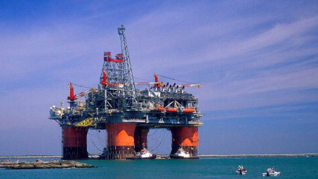 Giá dầu thô tiếp tục được củng cố, thị trường lạc quan về triển vọng phục hồi nhu cầu sử dụng dầu thô