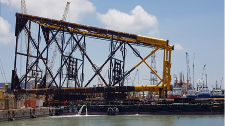 Hạ thủy thành công chân đế giàn đầu giếng BK-21 mỏ Bạch Hổ