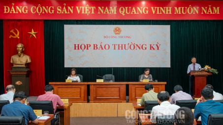 Bộ Công Thương: Dịch bệnh đã tác động rõ nét đến công nghiệp và thương mại