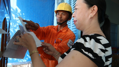 EVNSPC đã miễn, giảm hơn 3.580 tỉ đồng tiền điện cho 8,2 triệu khách hàng