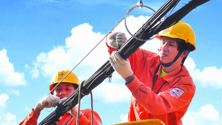 Thủ tướng chỉ thị tiết kiệm tối thiểu 2% tổng điện năng tiêu thụ/năm