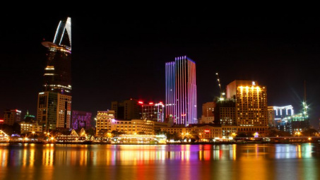 Sài Gòn về đêm có gì vui?