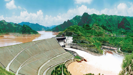 Ký cam kết tài chính trị giá 100 triệu EUR cho dự án Nhà máy Thủy điện Hòa Bình mở rộng