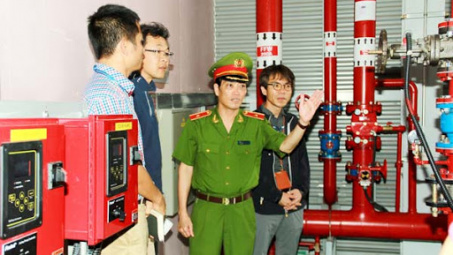 Giảm 50% phí kiểm định, thẩm định phòng cháy, chữa cháy, cấp Căn cước công dân