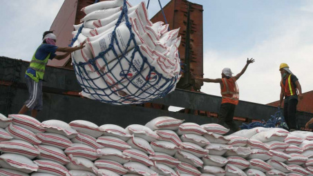 Giá gạo xuất khẩu Việt Nam chạm mức cao nhất trong vòng 8 năm trở lại đây