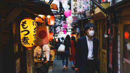 Nhật Bản: Nền kinh tế đã chạm đáy, có thể hoãn việc tăng cường kích thích kinh tế