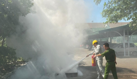 Công ty Thủy điện Buôn Kuốp: Tập huấn, thực hành phương án PCCC & CNCH