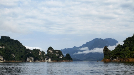 Hồ Na Hang - “Tiểu Hạ Long” thơ mộng của Tuyên Quang