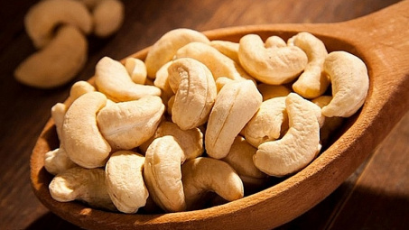 Xuất khẩu hạt điều tăng cả lượng và giá trị so cùng kỳ