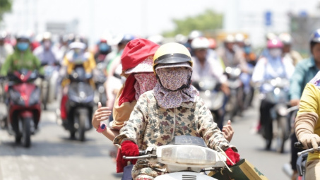 Thời tiết 18/7: Bắc Bộ, Trung Bộ chưa có dấu hiệu giảm nhiệt