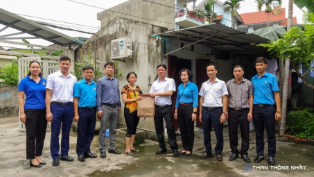 Than Thống Nhất chi 20 triệu đồng trợ cấp khó khăn đột xuất cho 7 CNVC