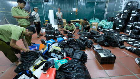 Vụ kho hàng lậu tại Lào Cai: Trách nhiệm người đứng đầu QLTT địa phương ở đâu?