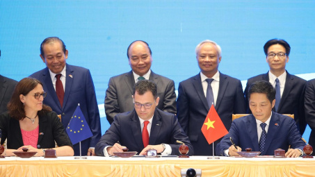 Kết quả thực hiện Nghị quyết Đại hội Đảng bộ Bộ Công Thương lần thứ II là bài học kinh nghiệm để triển khai có hiệu quả công tác xây dựng Đảng và nhiệm vụ chính trị nhiệm kỳ 2020 – 2025