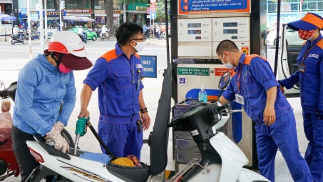 Tiếp tục chi Quỹ bình ổn, giữ ổn định giá xăng RON95