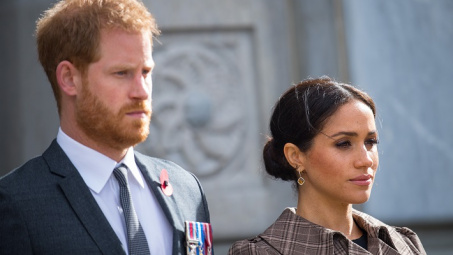 [Quốc tế nổi bật] Đuổi cổ vợ chồng Harry - Meghan khỏi hoàng gia Anh